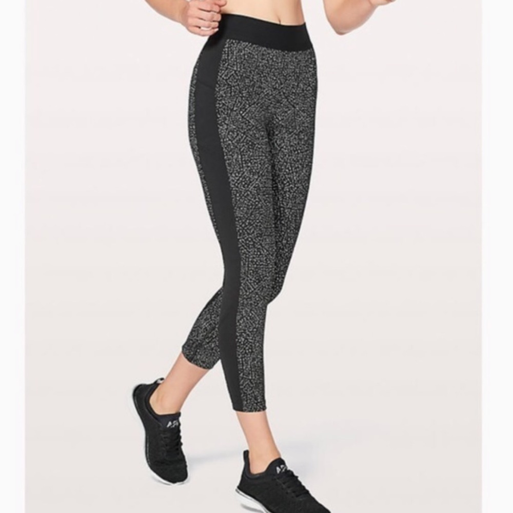 Lululemon Box it Out Tight